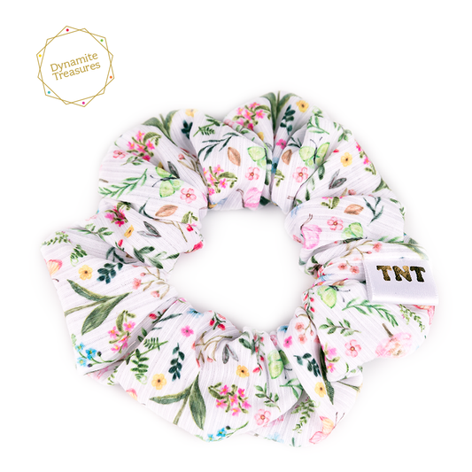 Basic Scrunchie | Spring Time