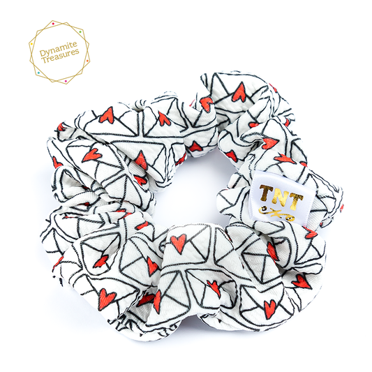 Basic Scrunchie | Love Letters